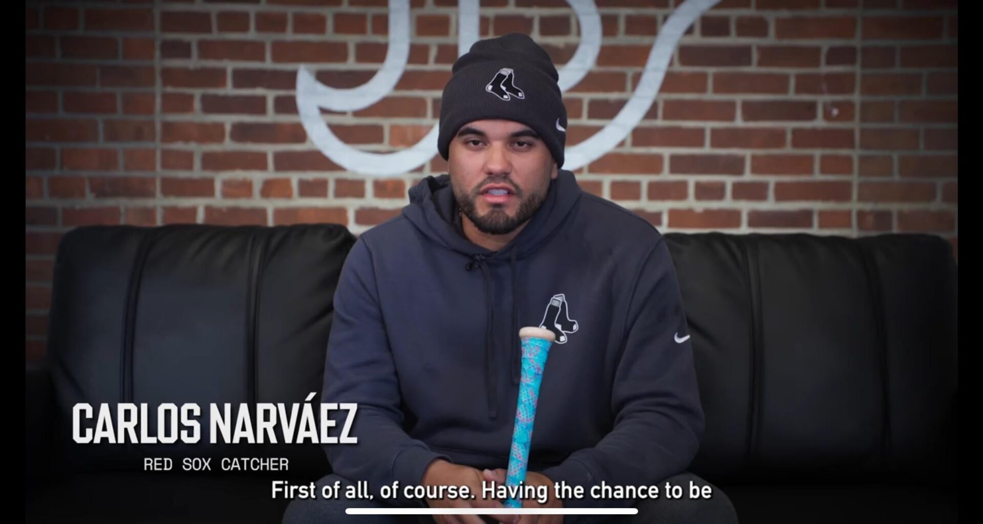 Does anyone know where i can find this hat?