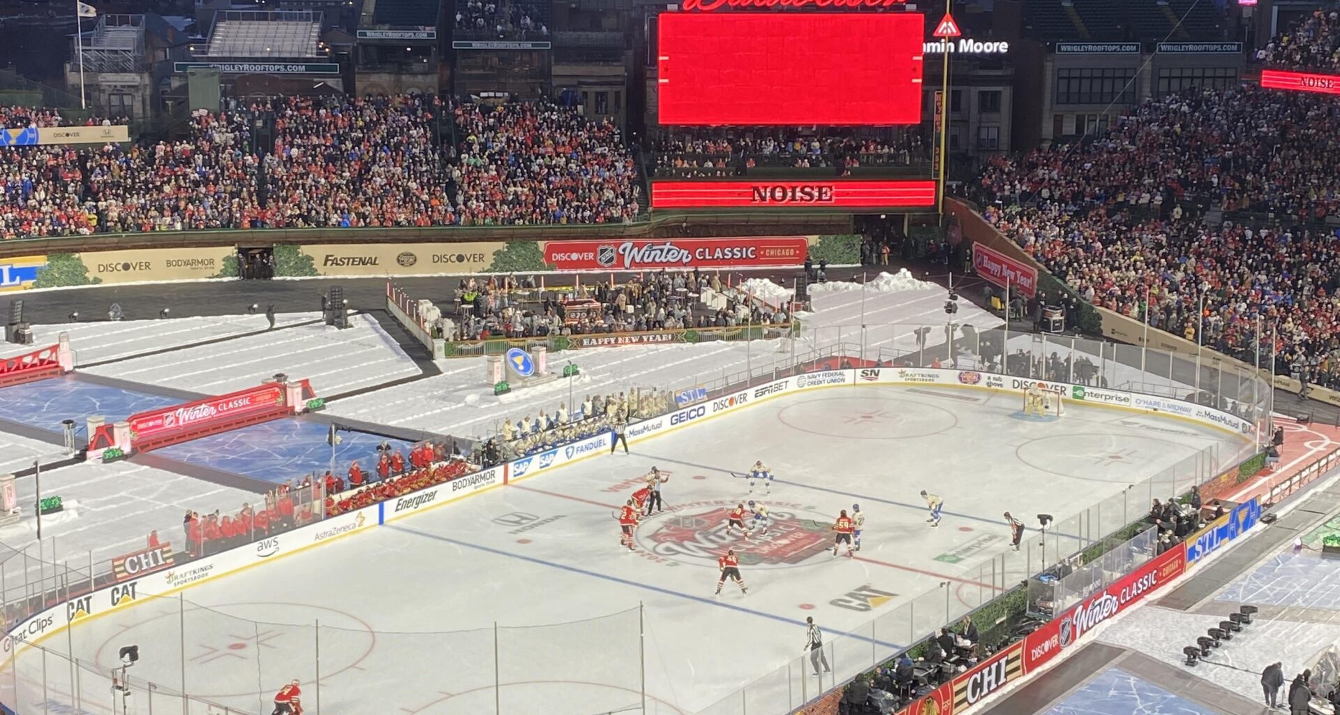 Reporting from behind enemy lines! Having the players walk out to smashing pumpkins was👌🏻