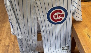 Just got this in a vintage bundle in the uk. Is there any value in this with the  ws badge? I’m sad it’s a little too small on me (L)