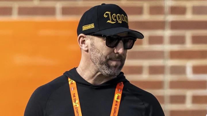 Anyone know where we can find this hat? Trying to channel my inner AP.