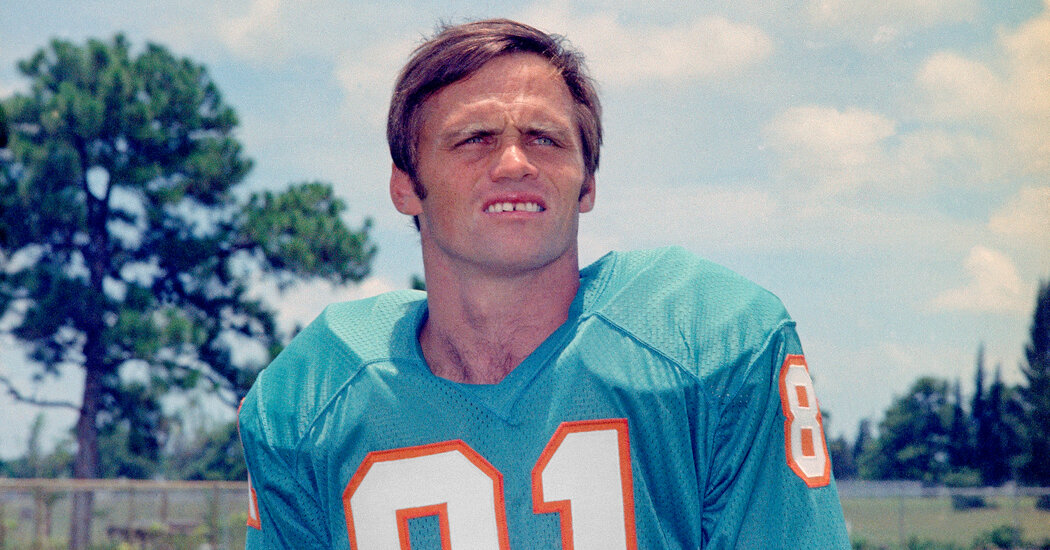 Howard Twilley, Receiver on the 1972 Champion Dolphins, Dies at 81