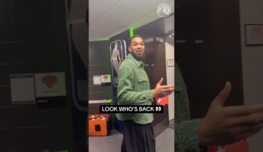 KAT’S BACK IN THE BUILDING 😼 #nba #minnesota #timberwolves