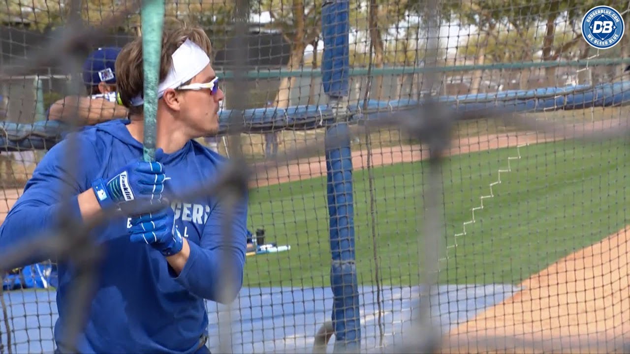 2025 Dodgers Spring Training workout: Mookie Betts, Blake Snell, Kiké Hernández & more