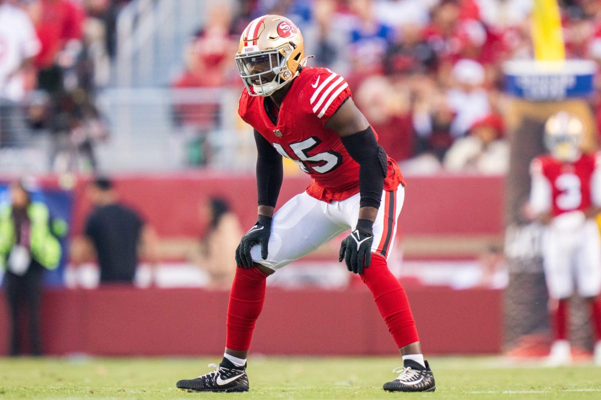 49ers release long-time LB, officially re-sign 7 free agents