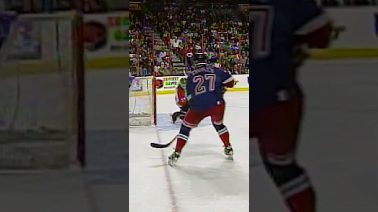 Wayne 🤝 Ovi DUSTING off 881! 📺🚀🎯