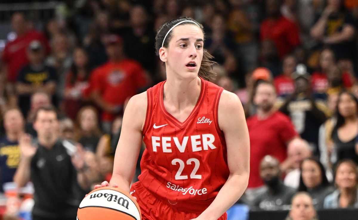 Caitlin Clark's new teammate sends heartfelt message after joining Indiana Fever