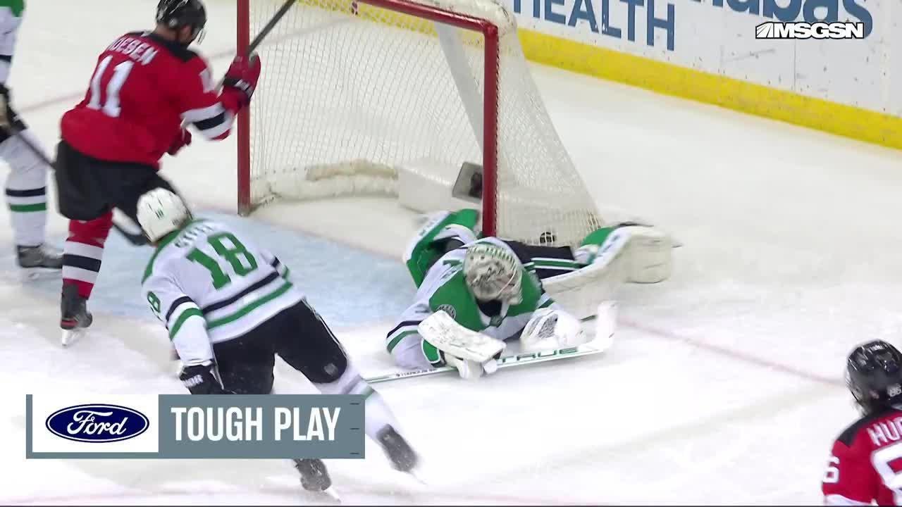 Jack Hughes scores a powerplay goal against the Dallas Stars