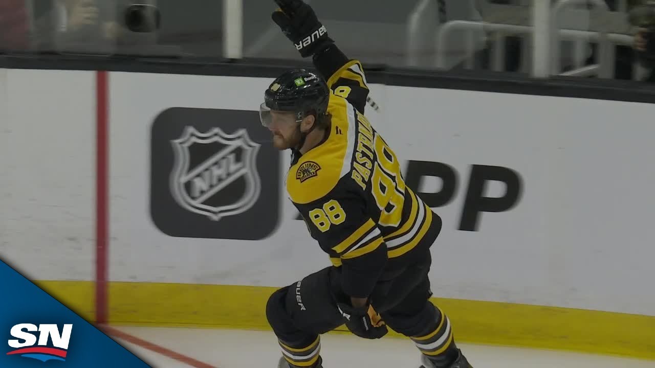 Bruins' David Pastrnak Scores Breakaway Beauty To Extend Point Streak To 15 Games