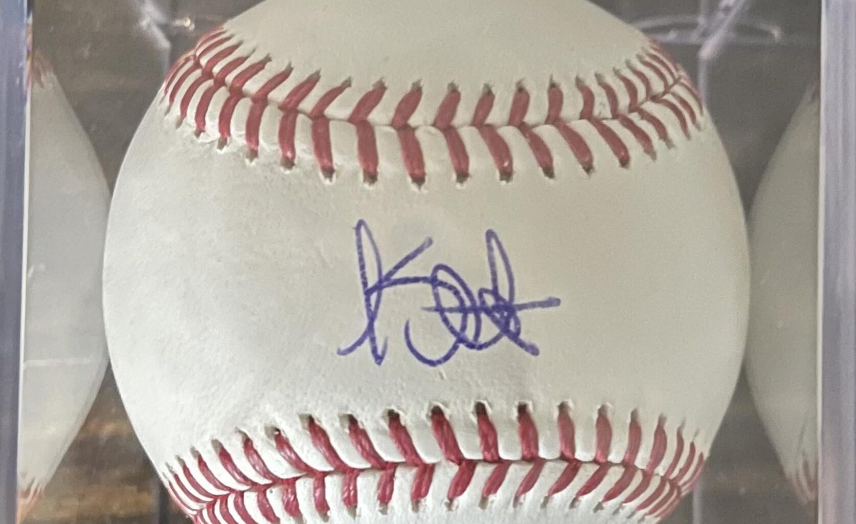 Who is this signature? All I know is it’s a Giants pitcher?