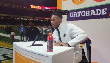 I know D Hop wanted to finish in Nashville, but it seems this past season broke his spirit a little bit. He all but asked Ran to be traded it seems.