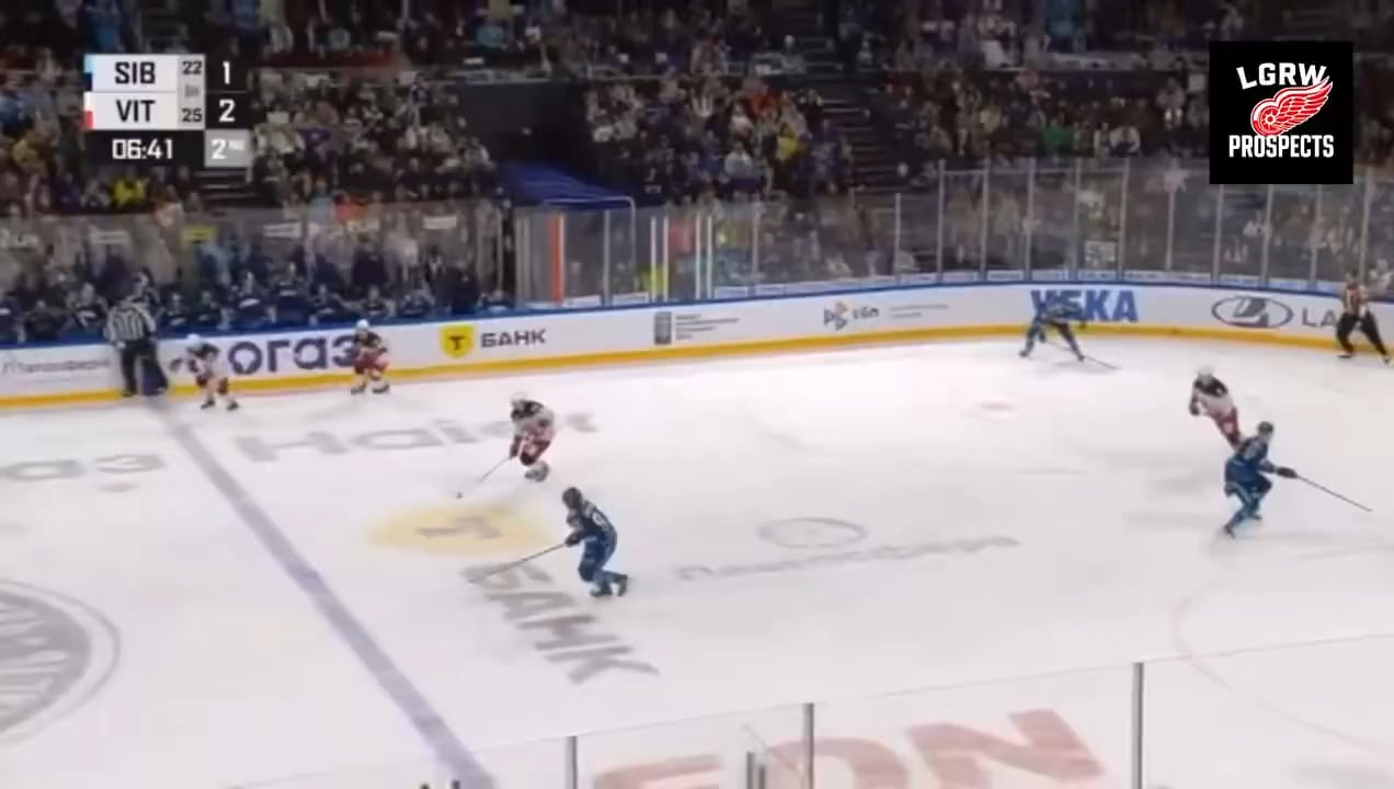 [LGRW Prospects] Dimitri Buchelnikov(2nd round’22) GOAL🚨 off the rush looking for the one timer not in his wheelhouse. Stops freezes the defenseman. Pushes inside shoots back the other way.