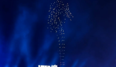 Fernando Valenzuela's pitch was recreated by a drone at the opening ceremony of the Caribbean Series.