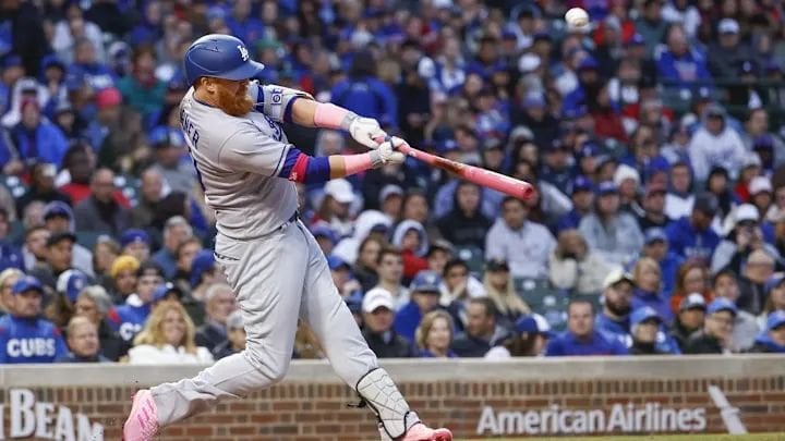[CubsZone] Justin Turner turned down more lucrative offers elsewhere because he wanted to be a Cub, per Jon Morosi.