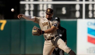 Padres moving Bogaerts back to SS, Cronenworth to 2B