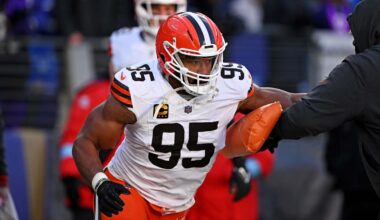 Colts One of Teams in 'Sweet Spot' for Myles Garrett Trade