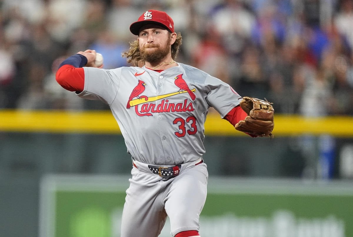 Donovan goes to arbitration with Cardinals, asking for $3.3 million instead of $2.85 million