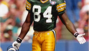 STERLING SHARPE IS A HALL OF FAMER! Congrats on Canton, #84