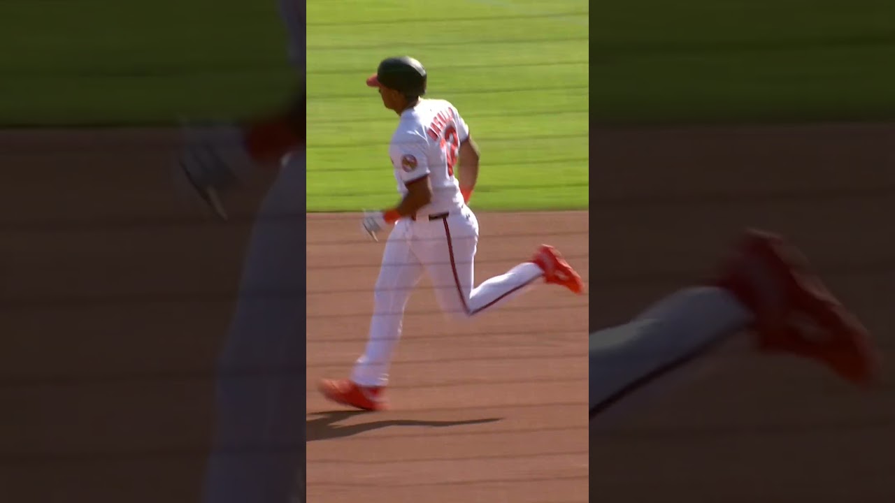 Samuel Basallo hit this one over the SCOREBOARD 🤯