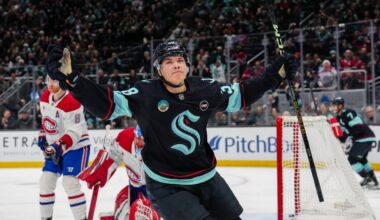 First Game..First Goal..First Star for Jani Nyman! 🌟🇫🇮 Nyman loistaa NHL-debyytissään