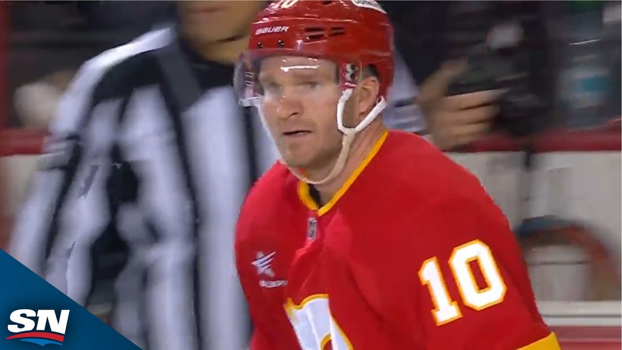 Flames' Jonathan Huberdeau Confuses Everyone As Second Goal Gets Stuck Behind Net