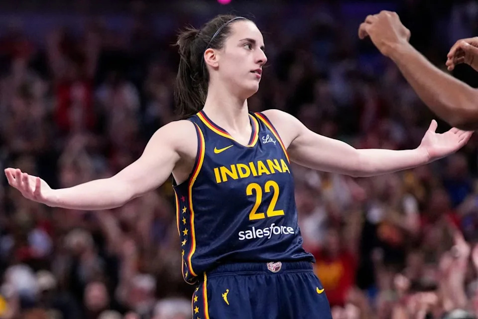 Indiana Fever guard Caitlin Clark (22).Grace Hollars&sol;IndyStar &sol; USA TODAY NETWORK via Imagn Images