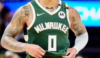 [Charania] Milwaukee Bucks: Damian Lillard has sustained a deep vein thrombosis (blood clot) in his right calf. Lillard is on blood-thinning medication, which has stabilized the blood clot, and will continue with regular testing. He is out indefinite period.