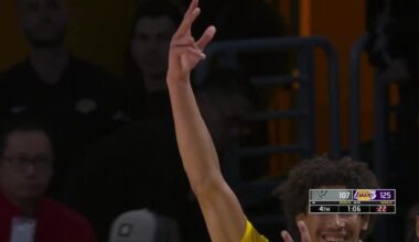 [Highlight] Bronny James splashes the three and the crowd goes wild