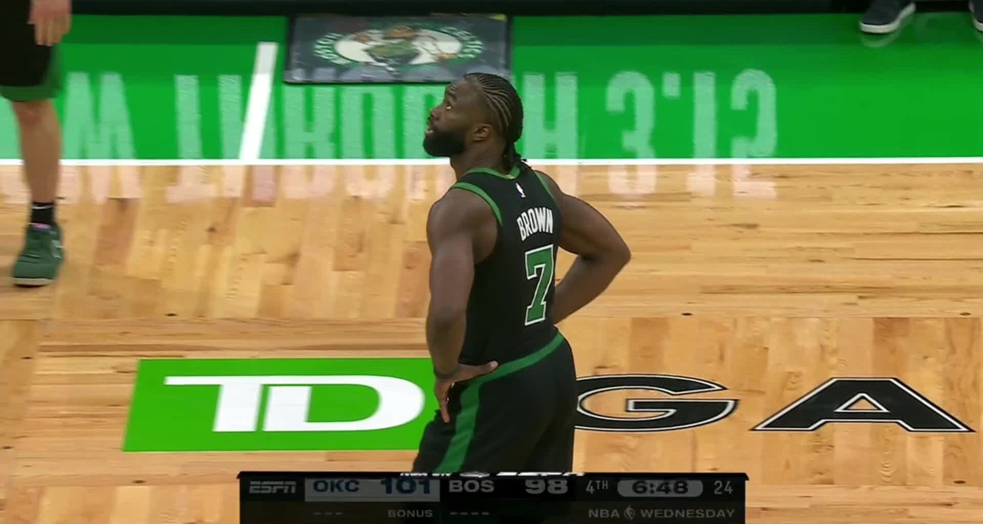[Highlight] Jaylen Brown heads to the bench after his fifth foul call