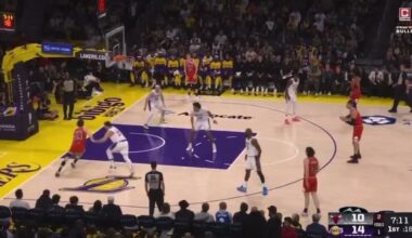 [Highlight] Matas Buzelis puts Luka in the blender and throws it down