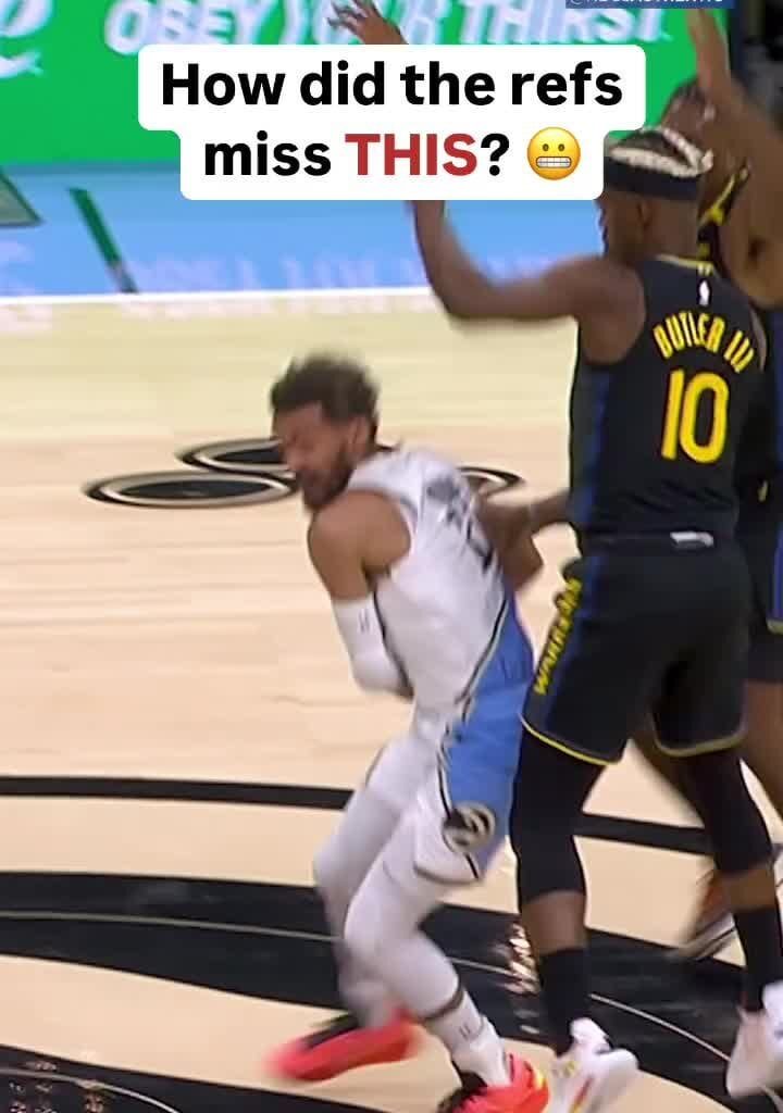 [Highlight] Trae Young takes a walk