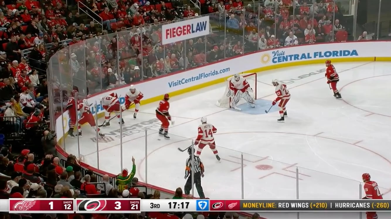 Rasmussen great solo effort and rebound to bring DET within one 03/14/2025