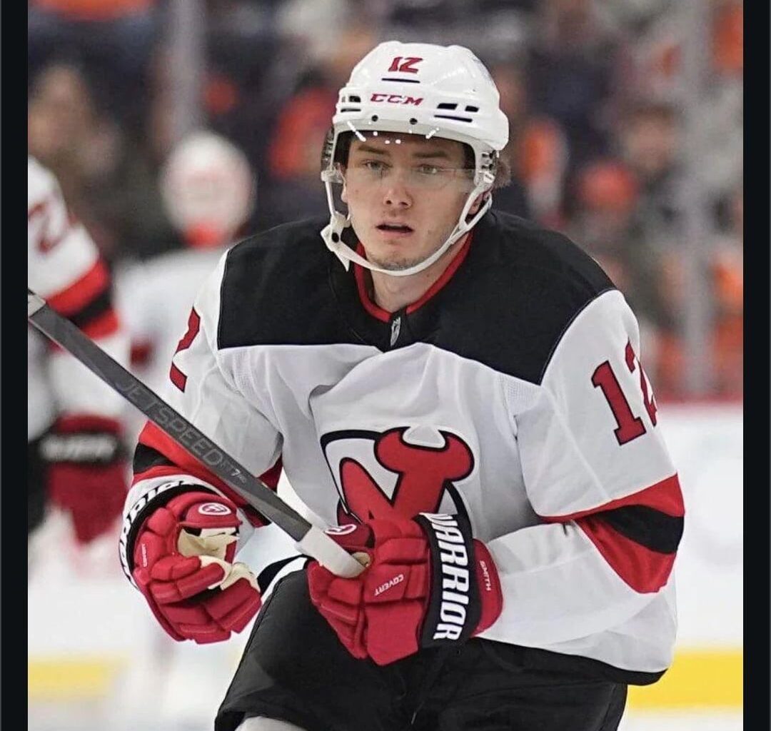 Glass got his scoring touch from Brendan Smith. Here’s proof.