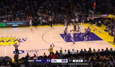 [Highlight] Phoenix inexplicably leaves Luka Doncic wide open in a normal half-court play and gets punished