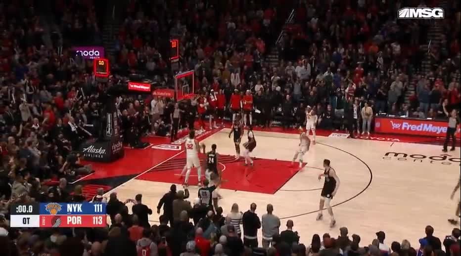 [Highlight] Mikal Bridges win the double BANG for the win!