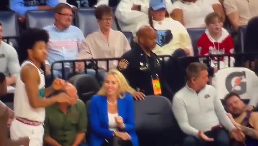 [Highlight] luka after getting shoved into the stands: ''I'm too old for this s*it''