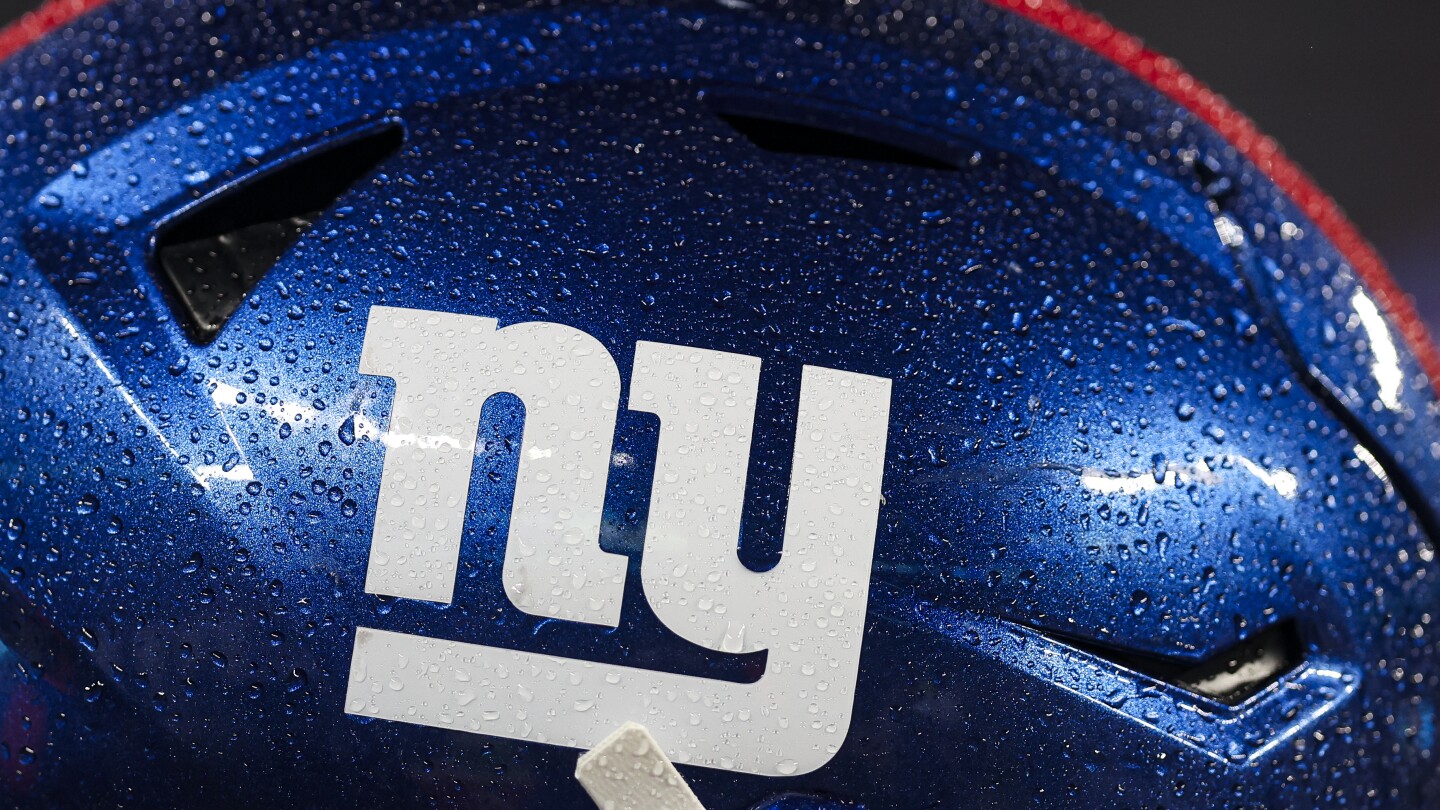 Giants have a difficult balance to strike this offseason