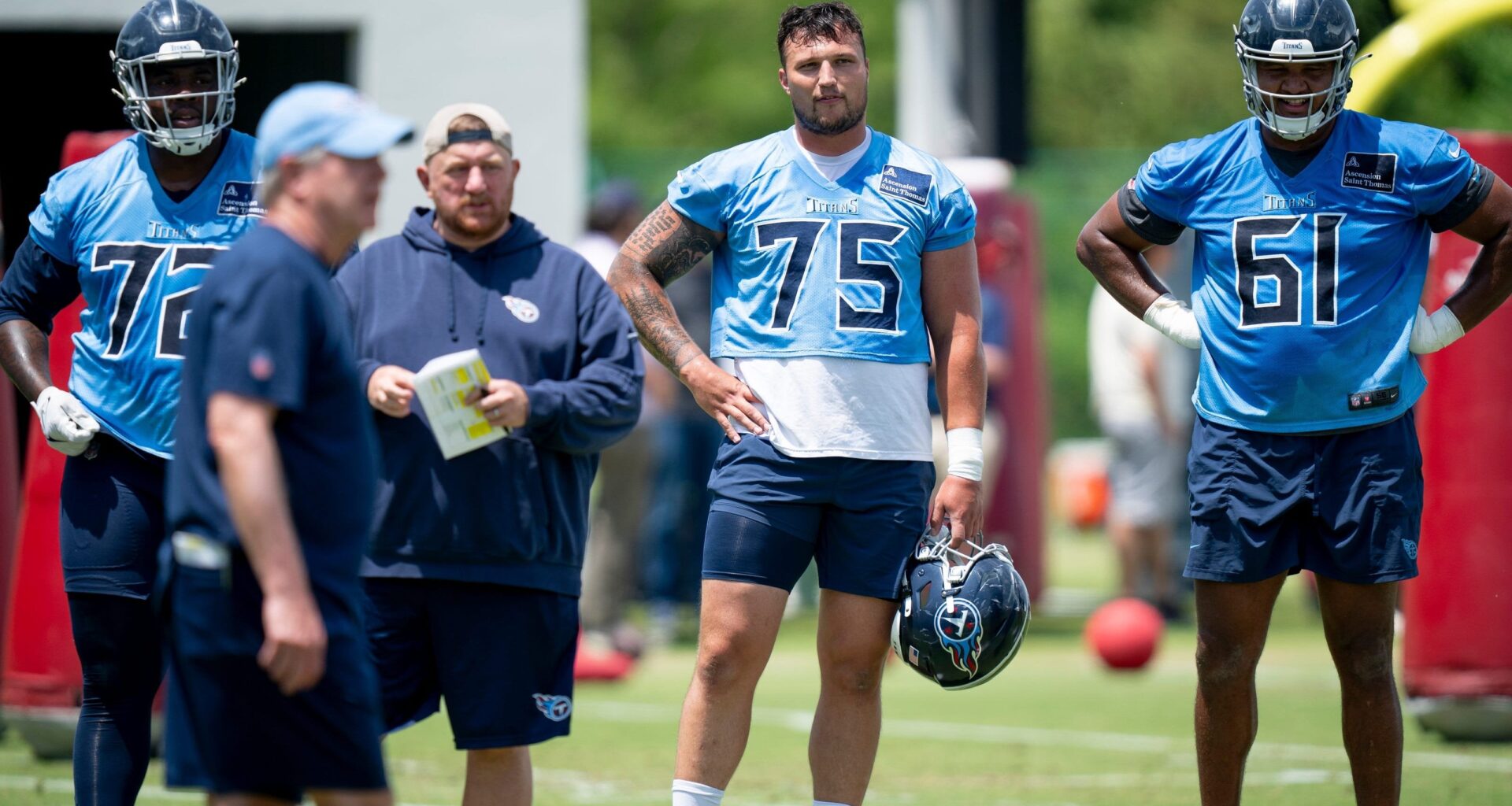 Titans look to improve trenches, meet with 5 offensive linemen during NFL combine