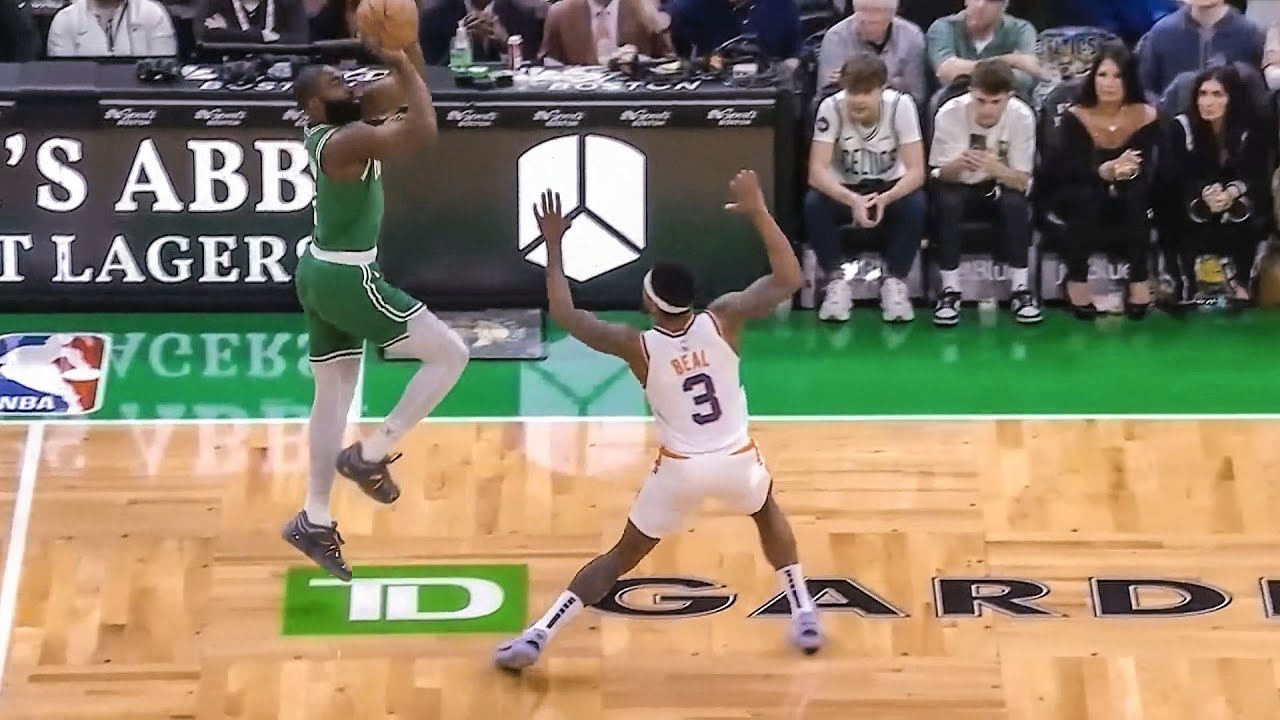 UNREAL 😱 Jaylen Brown HITS CRAZY HALFCOURT SHOT on ONE LEG 🔥