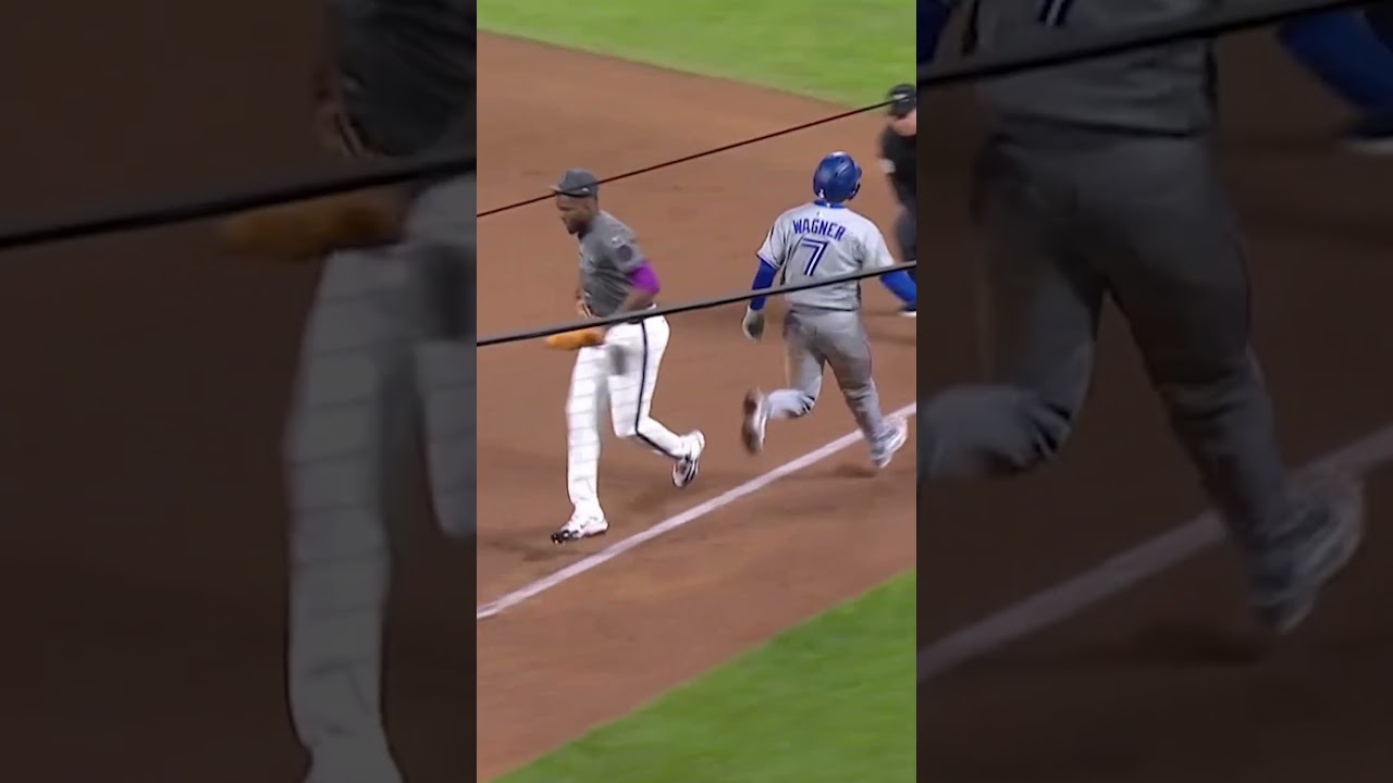 What a play by Pete Alonso! 😤