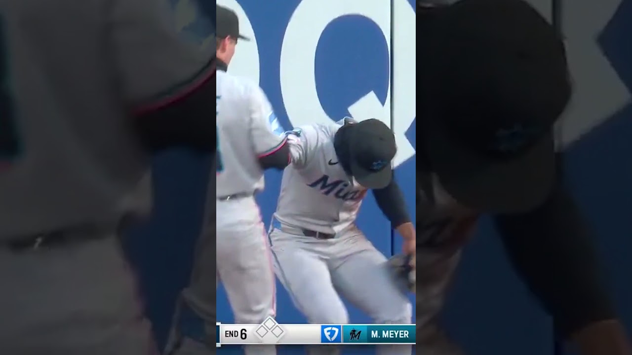 The Marlins center fielder did his best Superman impression #shorts