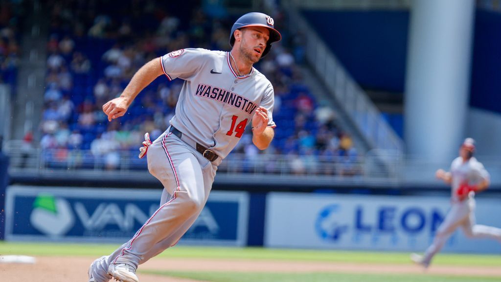 Nationals' Paul DeJong leaves game after hit in face by pitch