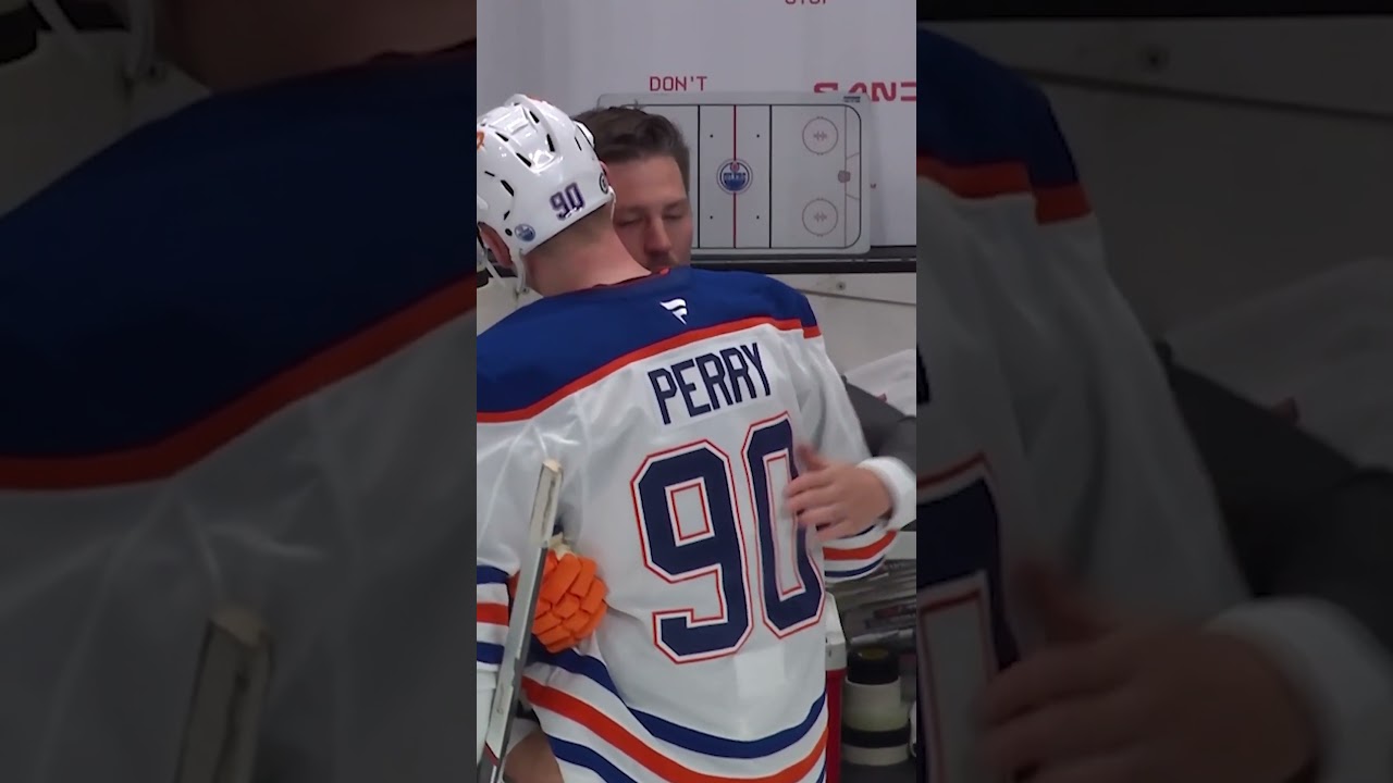 Oilers pay tribute to Couture 💙🦈🧡