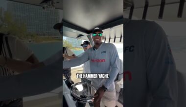 I'm convinced Jameis is just here for comic relief 😅 (via @jaboowins)