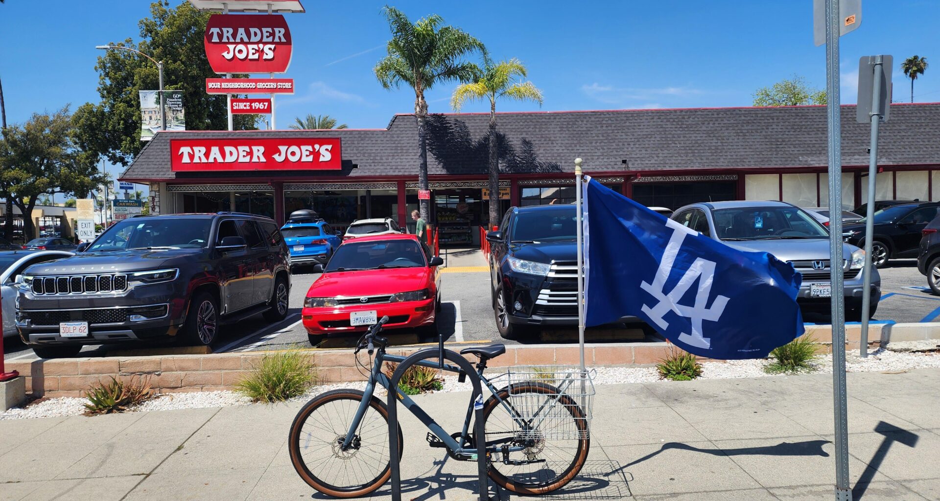 Added a flagpole to my bike
