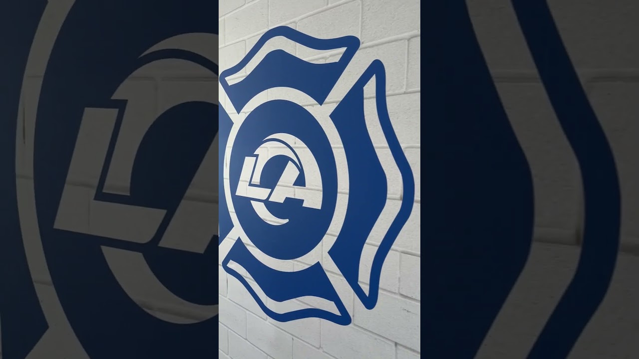 We're live from the Zillow Draft HQ! #rams #shorts