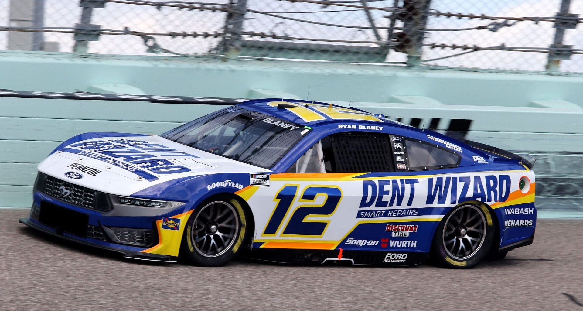 Team Penske driver Ryan Blaney runs in turn 4 during practice for the Straight Talk Wireless 400 on March 22, 2025, at Homestead-Miami Speedway in Homestead - Source: Getty