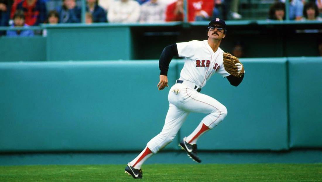 Name a player that deserves to be in the Hall of Fame