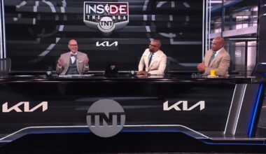 [Highlight] Shaq appears to get emergency diarrhea on TNT live post-game after the Nuggets vs Clippers game