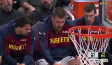 [Highlight] Jokic unhappy on the bench