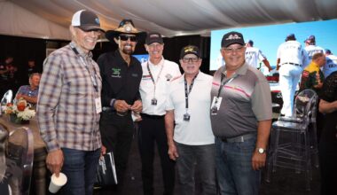 With NASCAR Alumni Network, drivers who felt forgotten find an open door